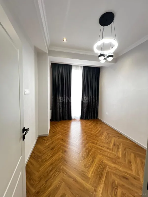 Satılır 3 otaqlı mənzil 86 m²