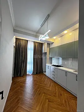 Satılır 3 otaqlı mənzil 86 m²