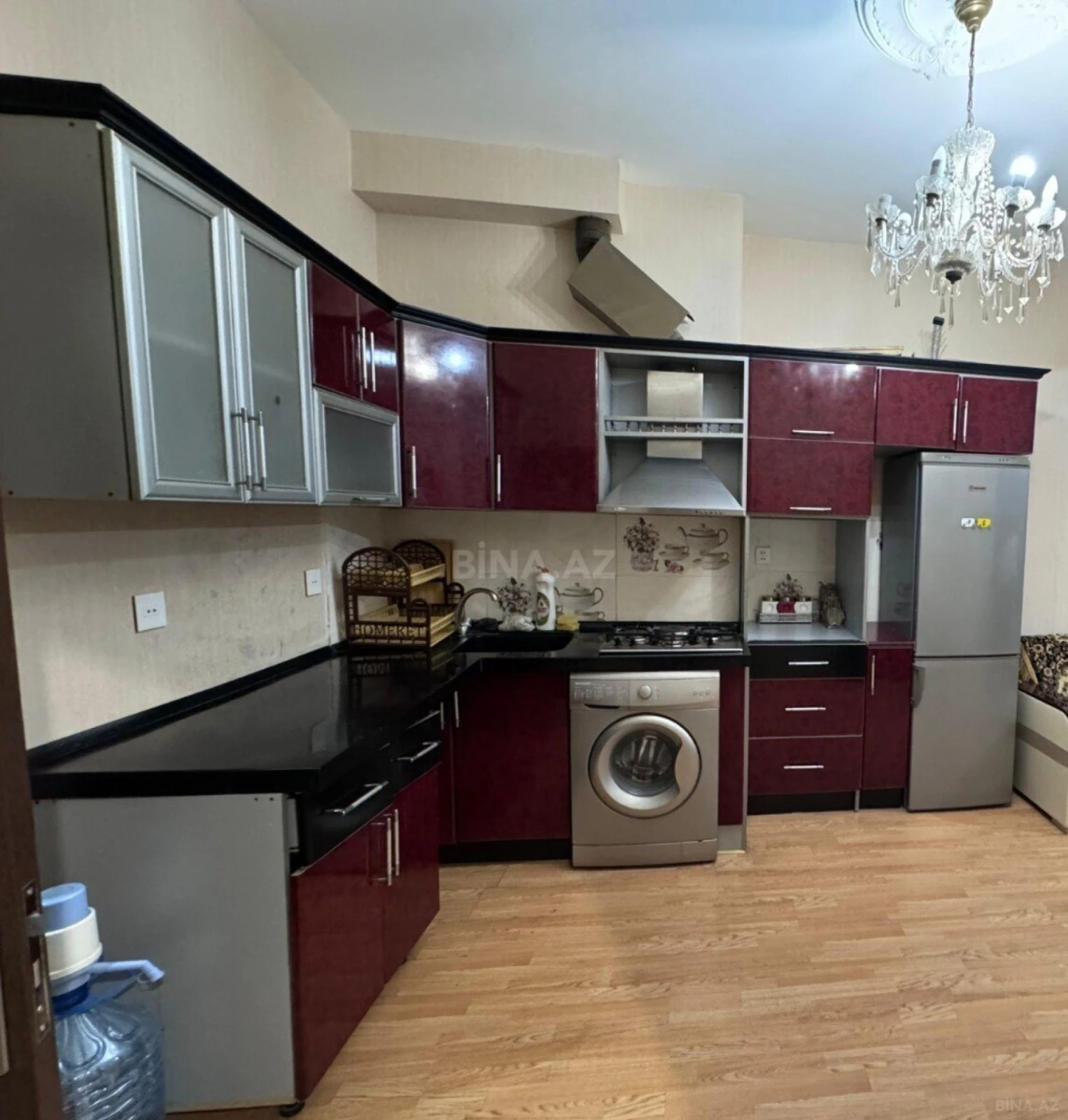 Kirayə verilir 2 otaqlı mənzil 50 m²