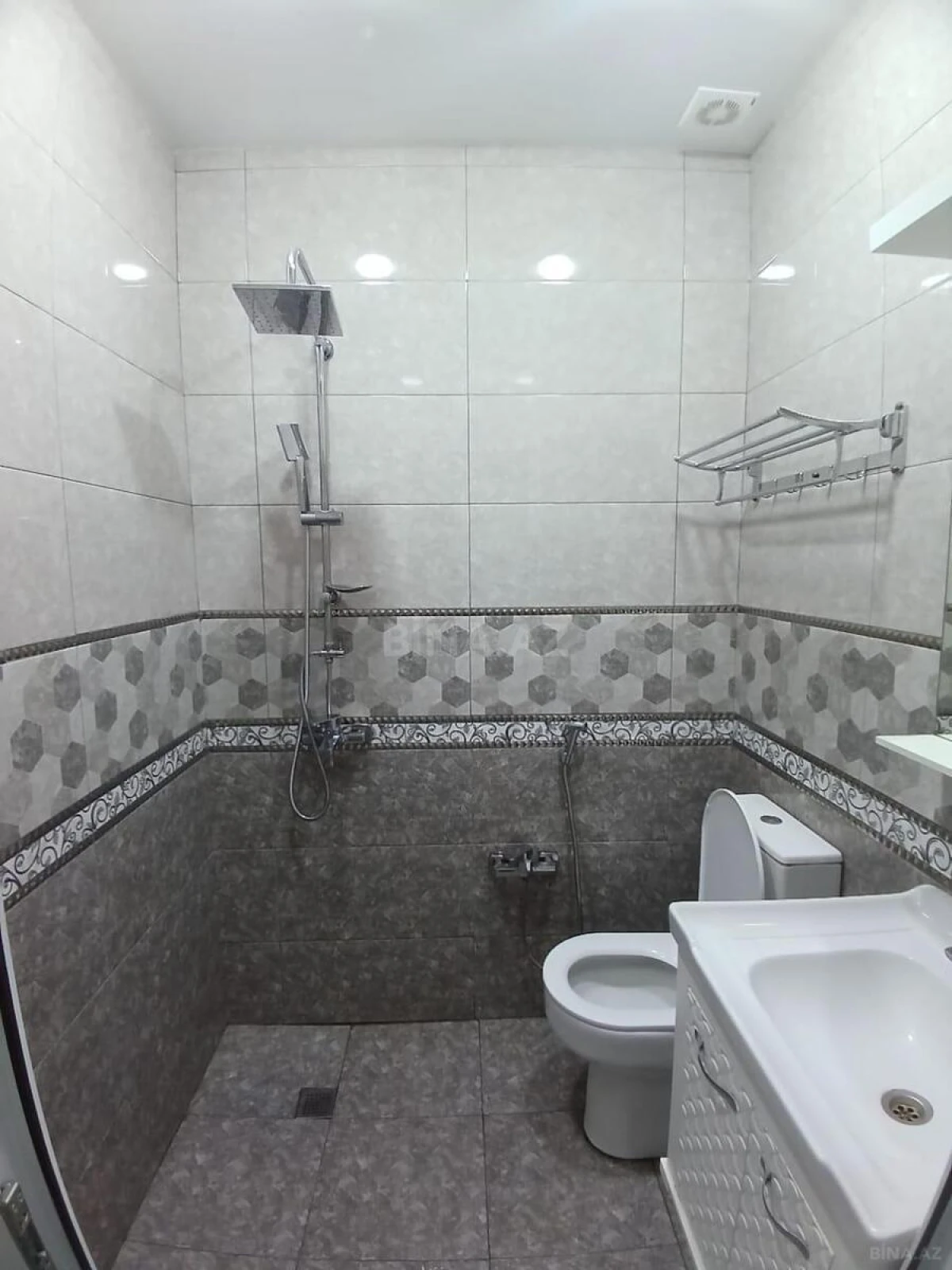 Kirayə verilir 3 otaqlı mənzil 56 m²