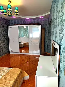 Kirayə verilir 2 otaqlı mənzil 90 m²