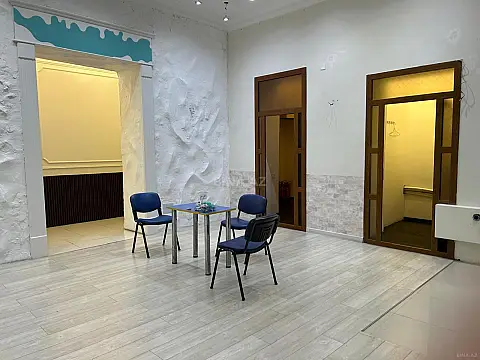 Kirayə verilir obyekt 85 m²