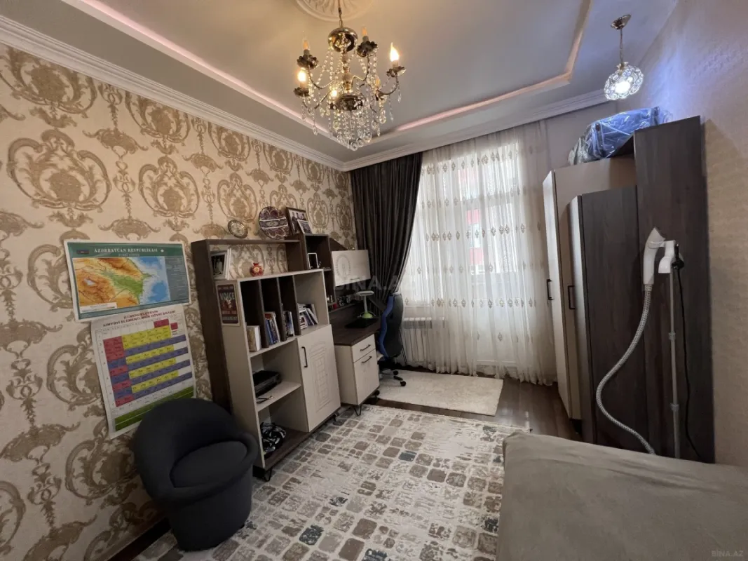 Satılır 3 otaqlı mənzil 108 m²