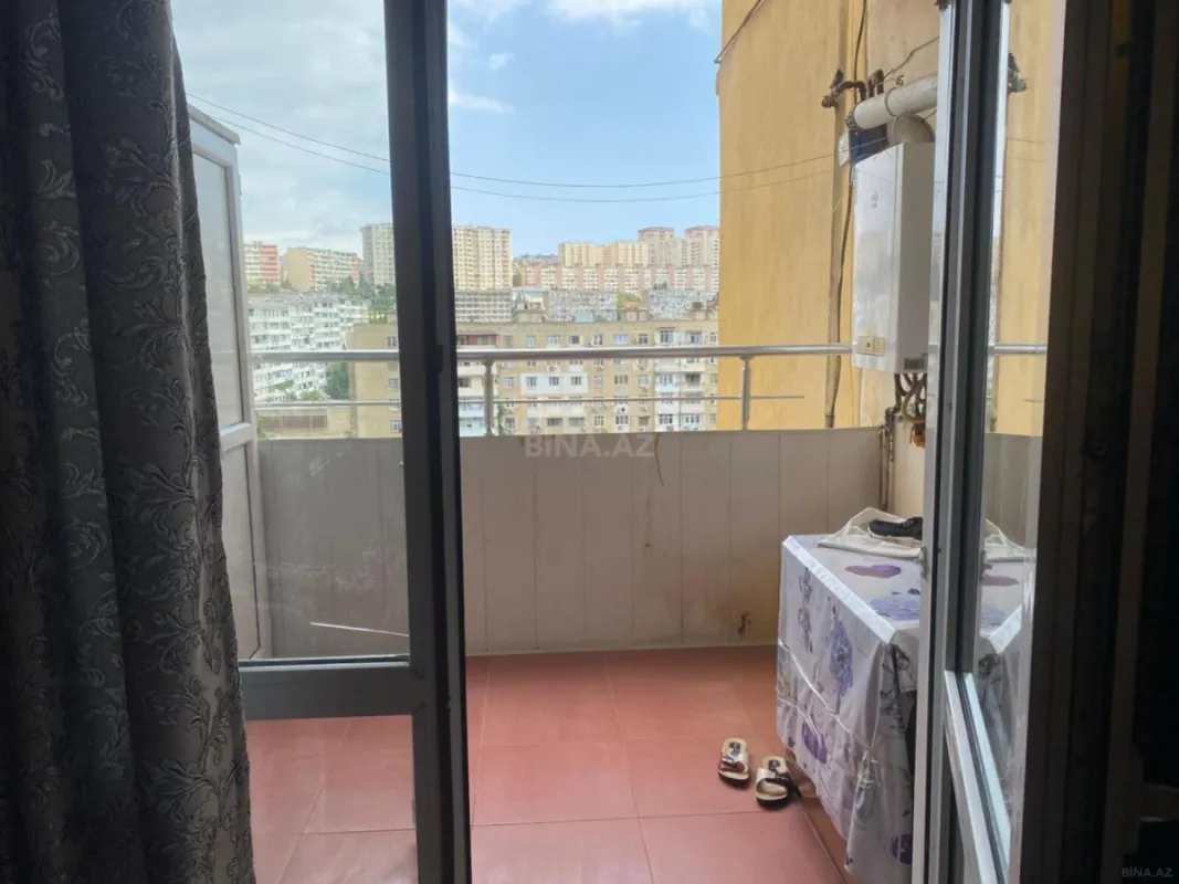 Satılır 3 otaqlı mənzil 147 m²