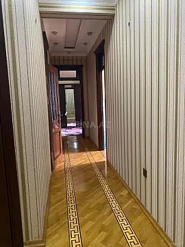Satılır 3 otaqlı mənzil 147 m²