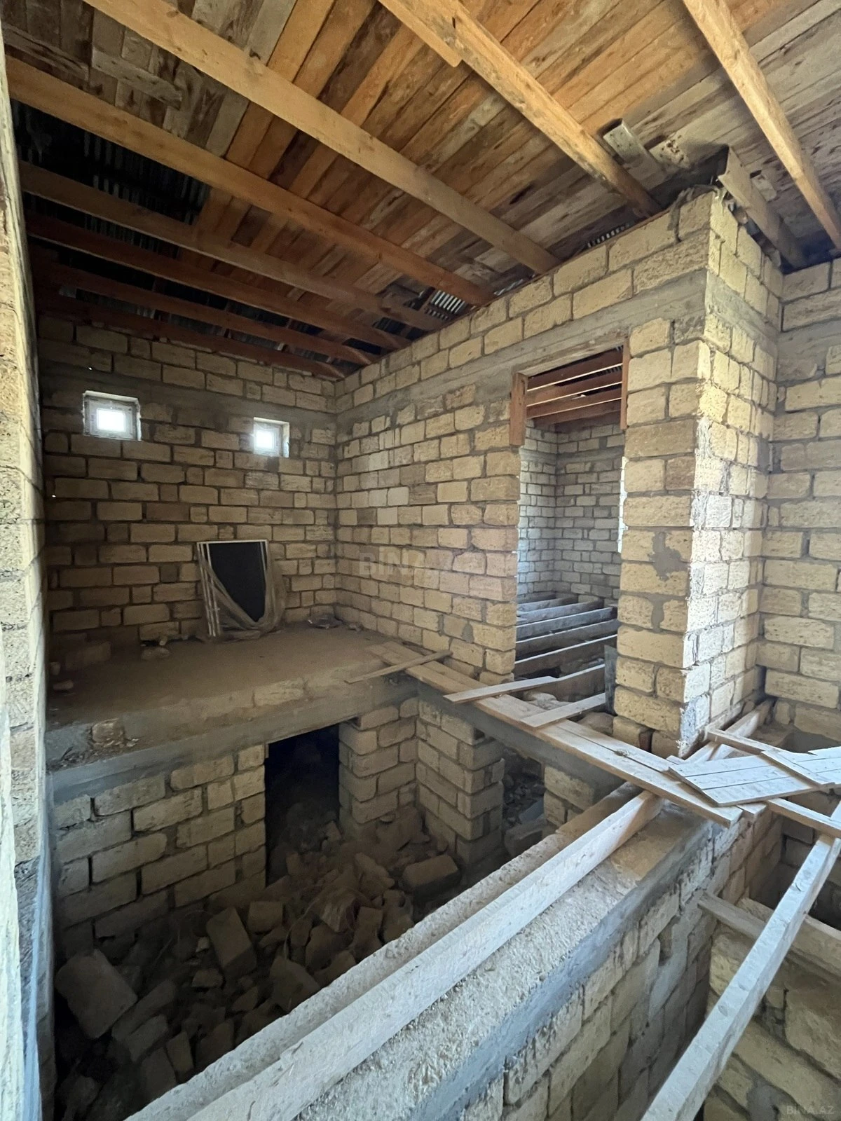 Satılır 3 otaqlı həyət evi 130 m²