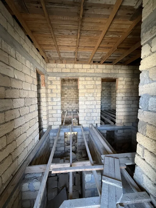 Satılır 3 otaqlı həyət evi 130 m²