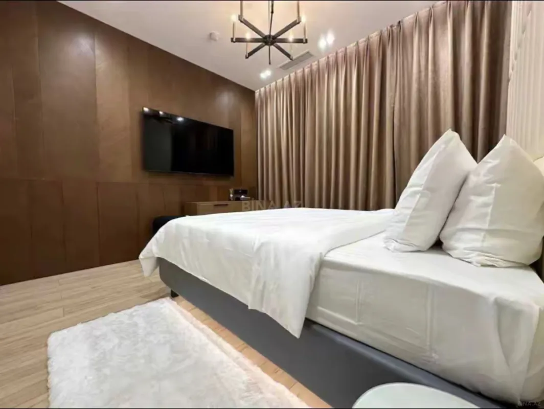 Kirayə verilir 2 otaqlı mənzil 75 m²