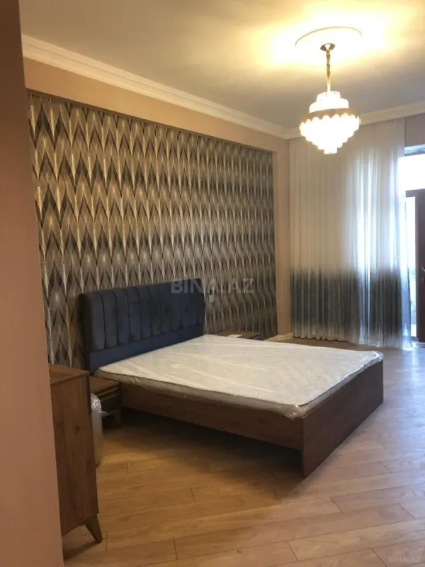 Kirayə verilir 2 otaqlı mənzil 95 m²