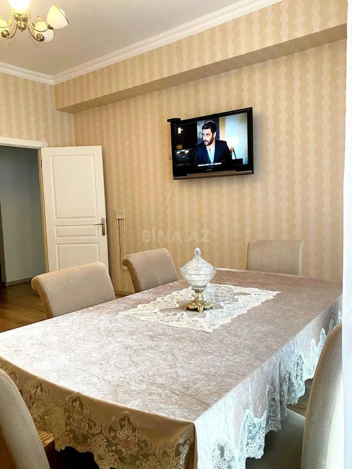 Kirayə verilir 4 otaqlı mənzil 100 m²
