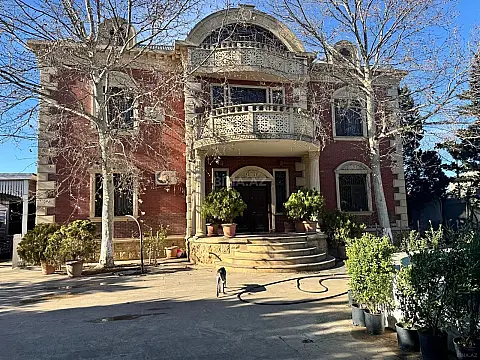 Kirayə verilir 7 otaqlı həyət evi 600 m² — Bakı, Novxanı 7 otaq 600.00 m²