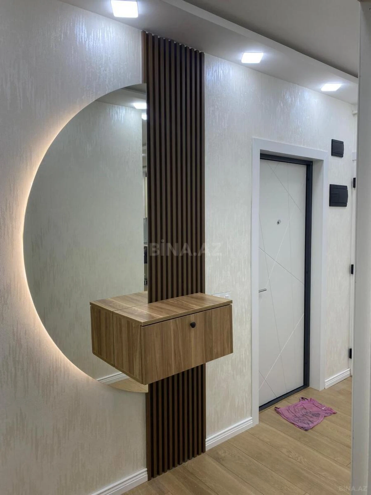 Satılır 2 otaqlı mənzil 60 m²