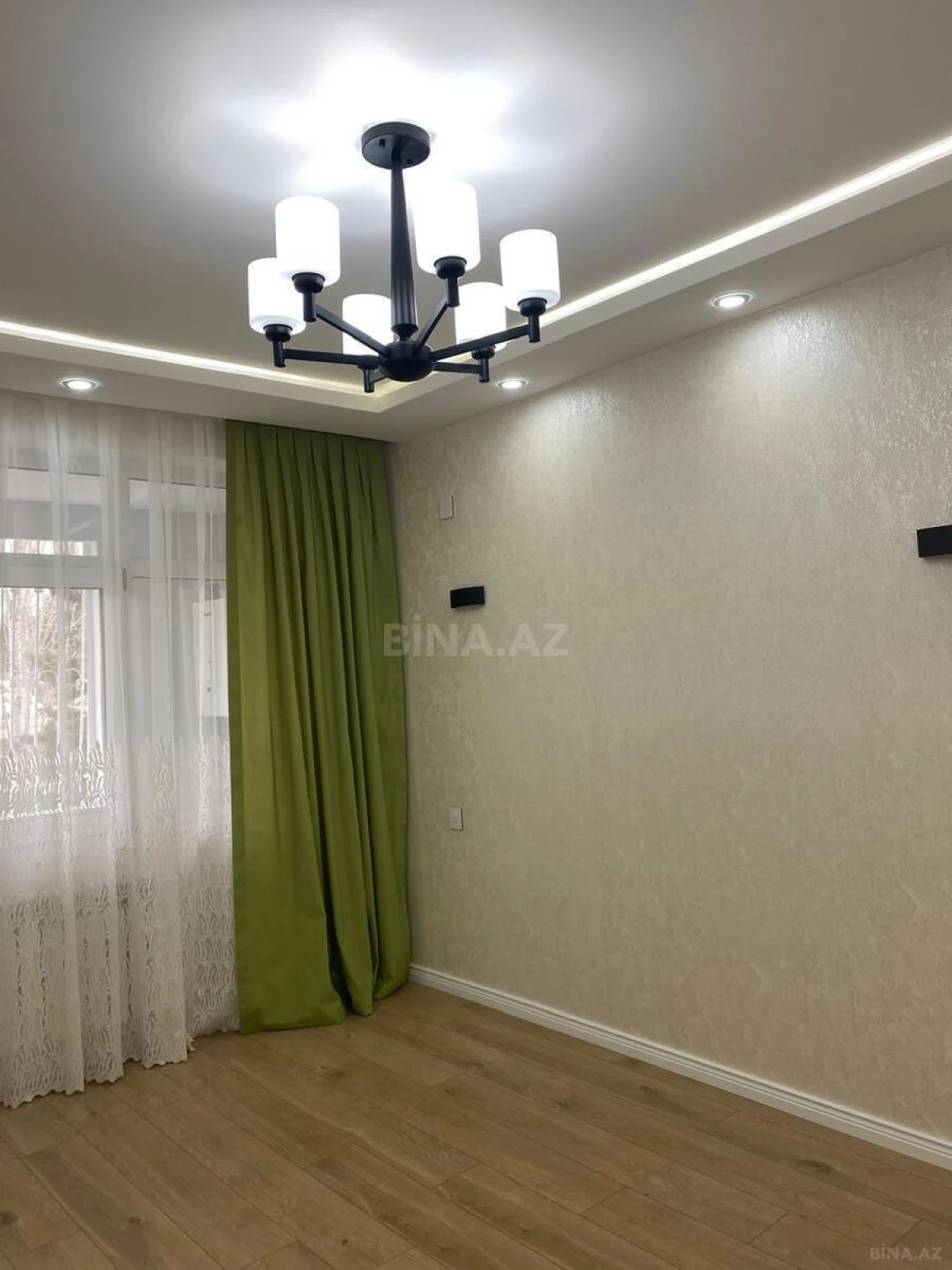 Satılır 2 otaqlı mənzil 60 m²