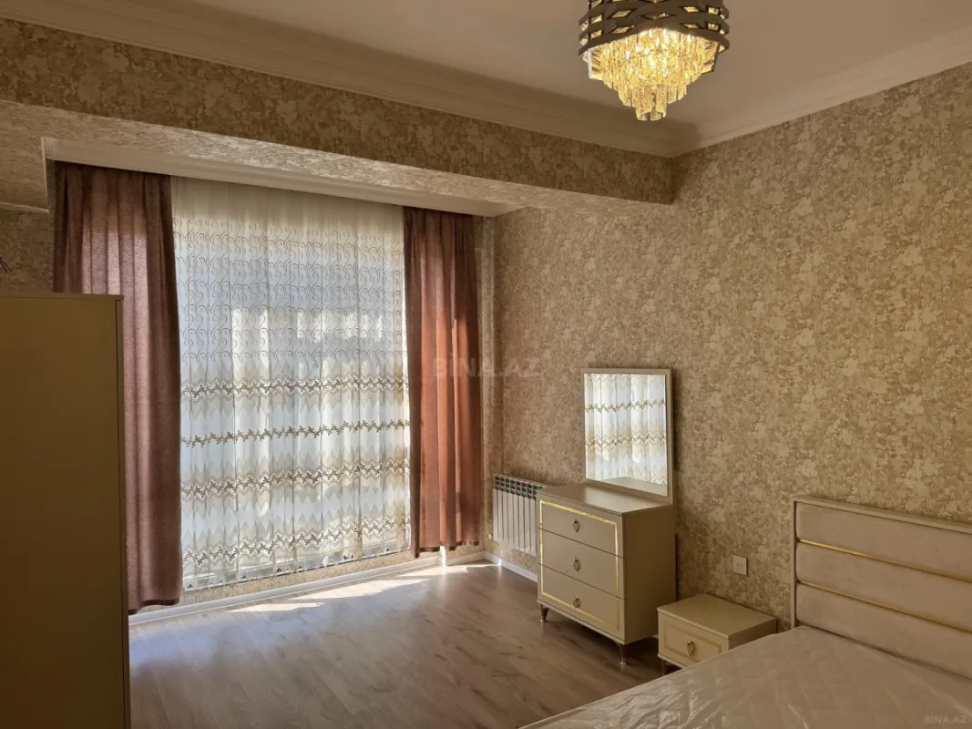 Kirayə verilir 2 otaqlı mənzil 76 m²