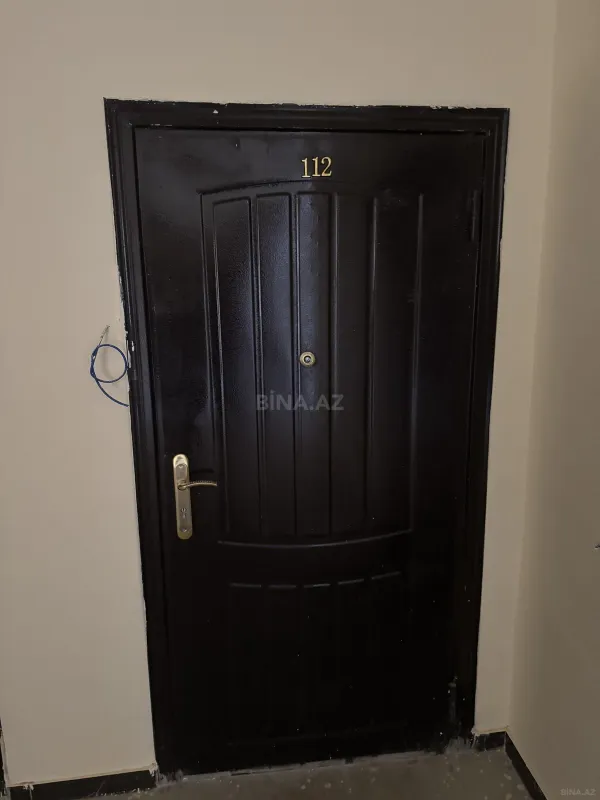 Kirayə verilir 2 otaqlı mənzil 76 m²