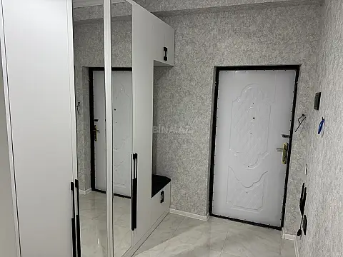 Kirayə verilir 2 otaqlı mənzil 76 m²