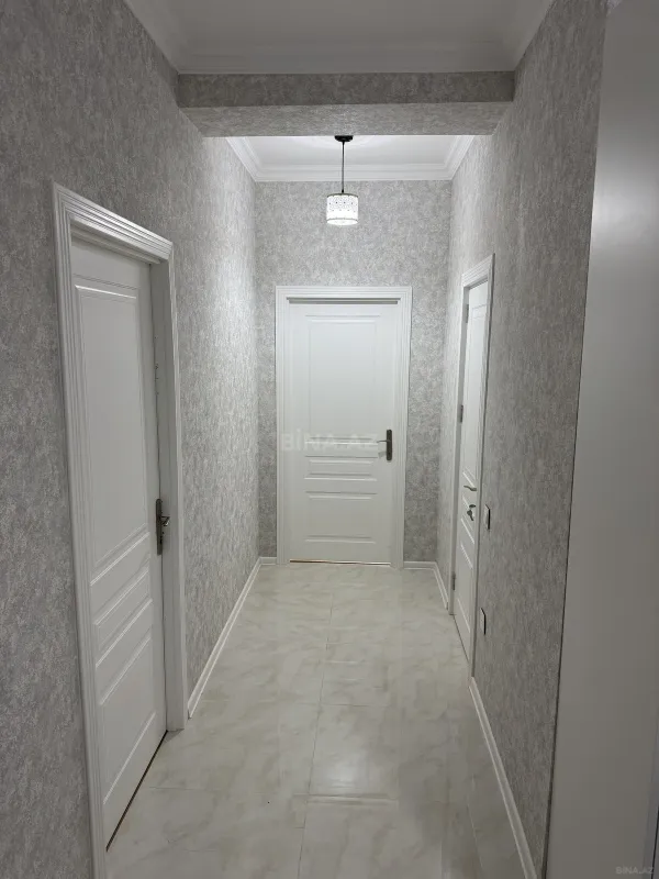 Kirayə verilir 2 otaqlı mənzil 76 m²