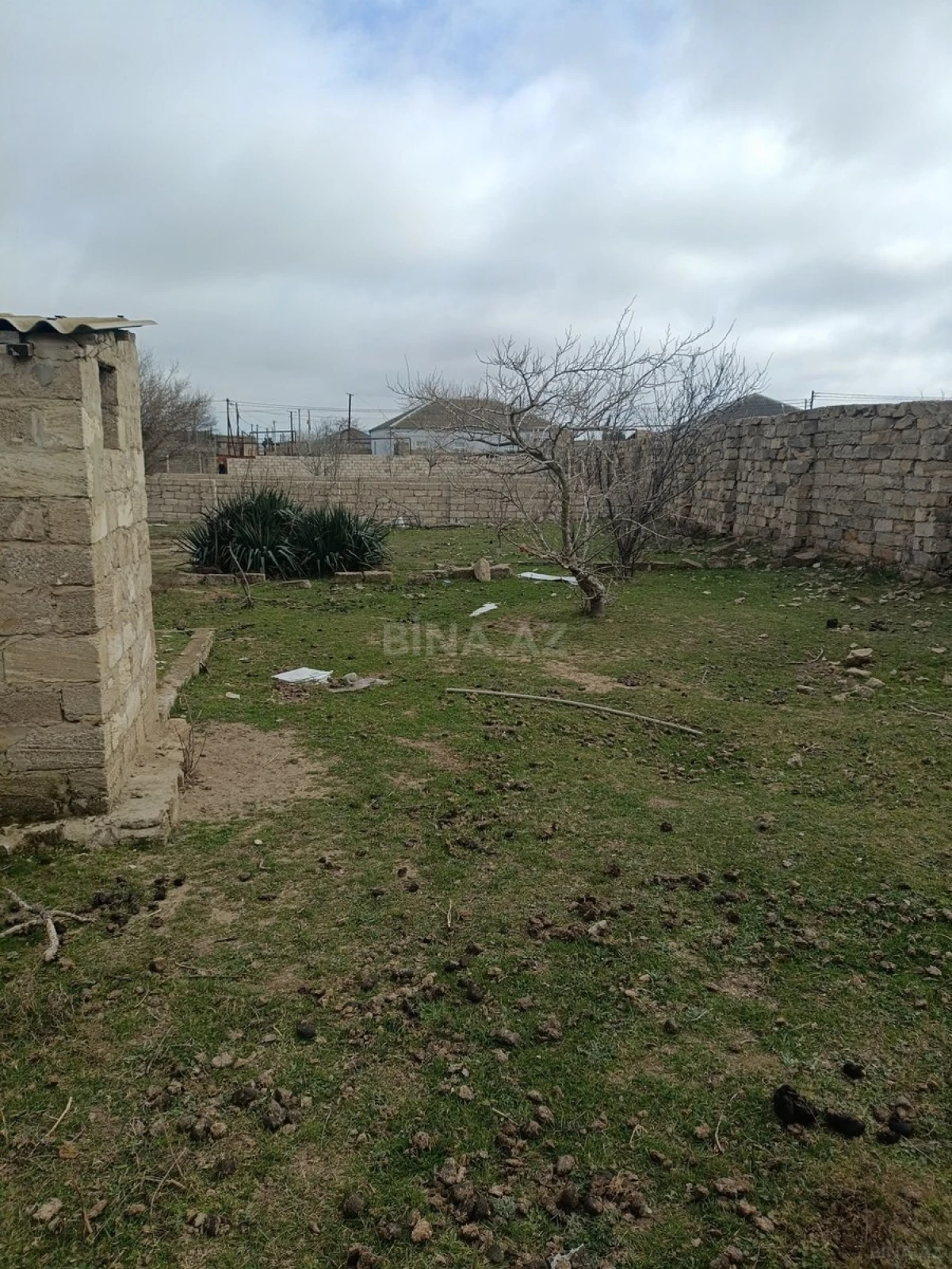 Satılır torpaq sahəsi 12 m²