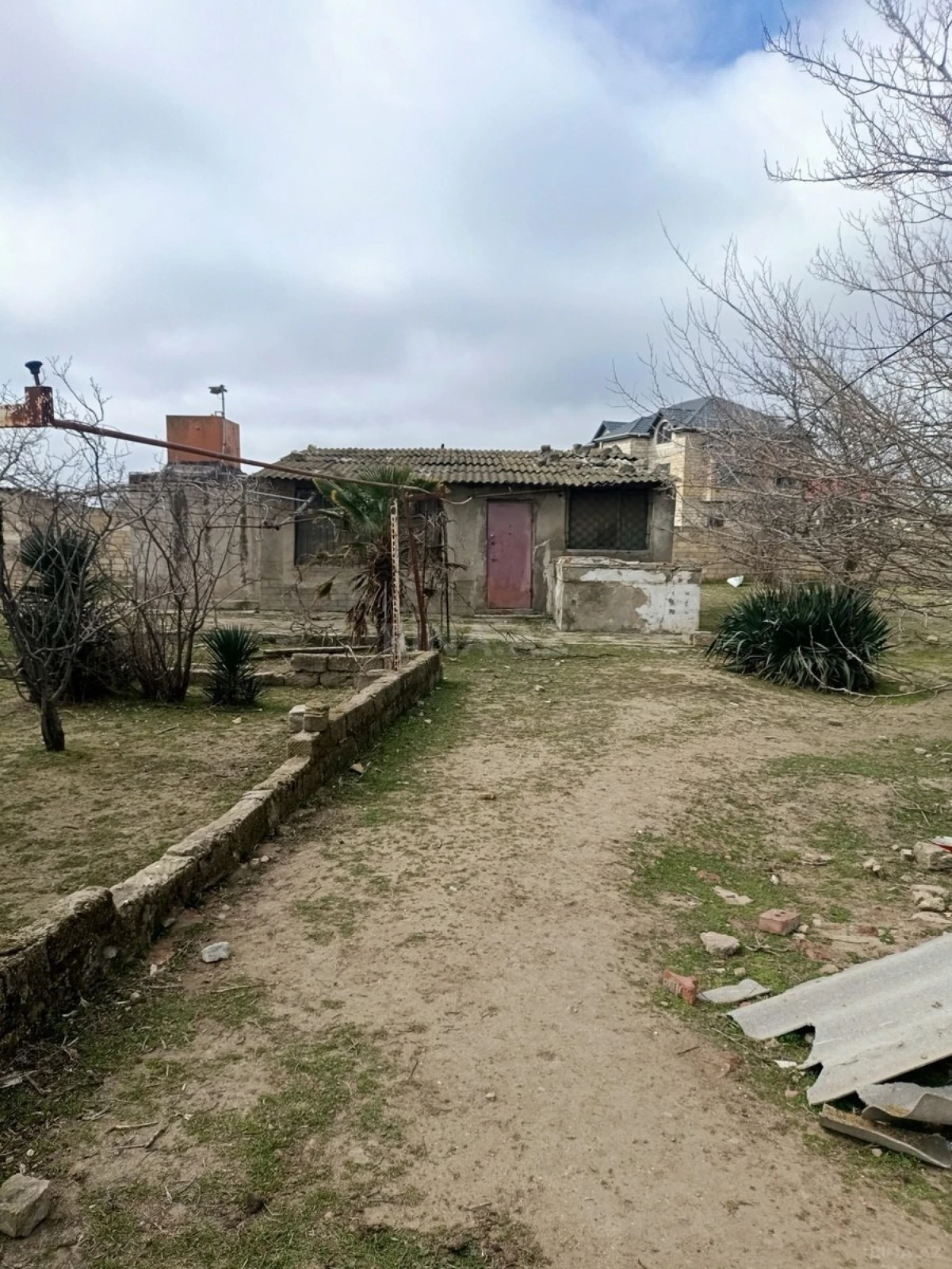 Satılır torpaq sahəsi 12 m²