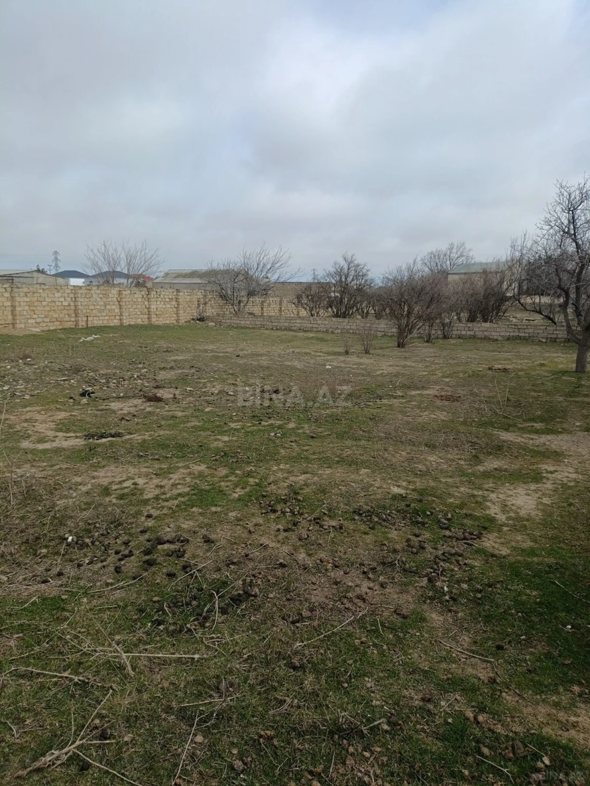 Satılır torpaq sahəsi 12 m²