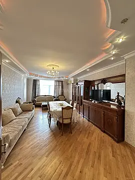 Satılır 3 otaqlı mənzil 137 m² — Bakı, Nizami 3 otaq 137.00 m²