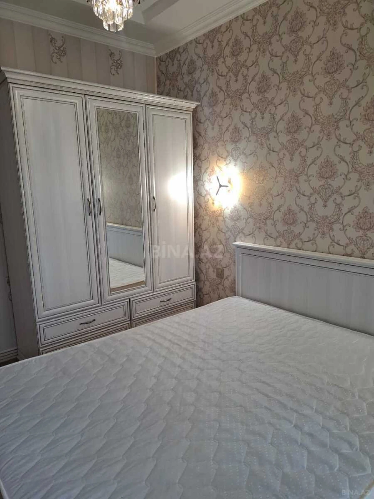 Kirayə verilir 2 otaqlı mənzil 55 m²