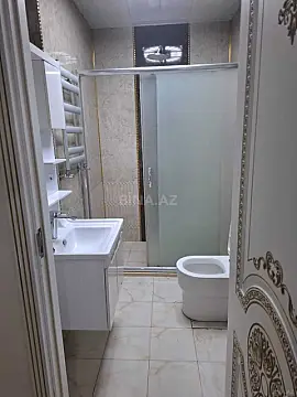 Kirayə verilir 2 otaqlı mənzil 55 m²