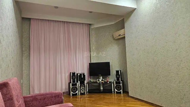 Kirayə verilir 2 otaqlı mənzil 95 m² — Bakı, Nərimanov 2 otaq 95.00 m²