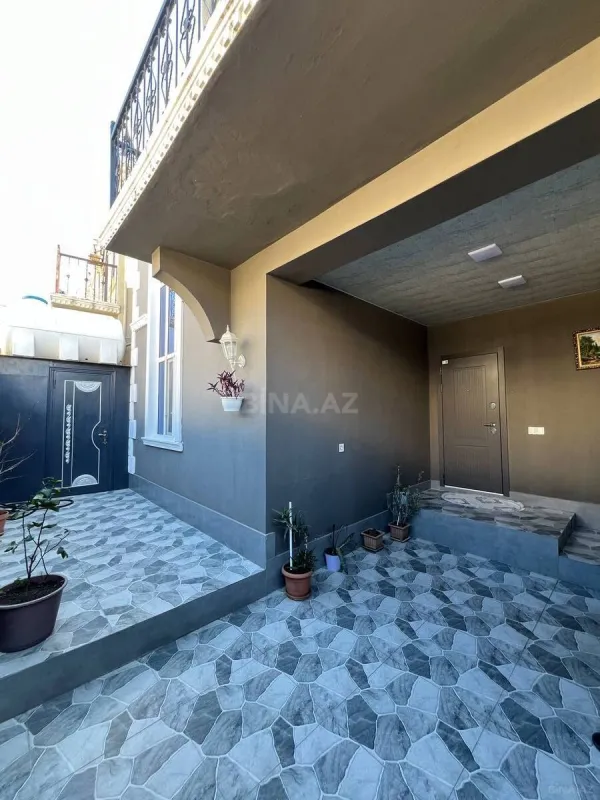 Satılır 4 otaqlı həyət evi 120 m²