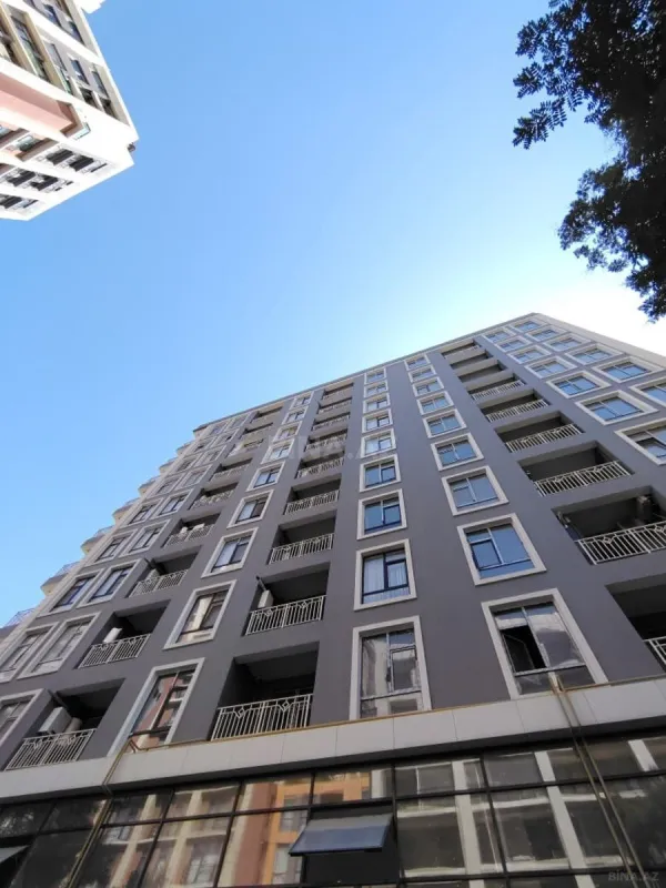 Satılır 3 otaqlı mənzil 120 m²