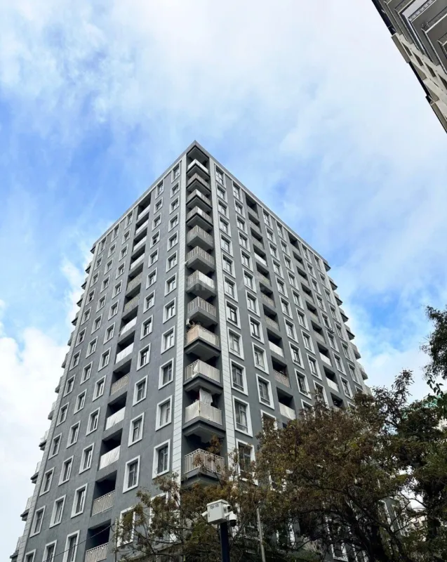 Satılır 3 otaqlı mənzil 120 m²