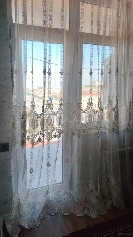 Kirayə verilir 2 otaqlı mənzil 70 m²