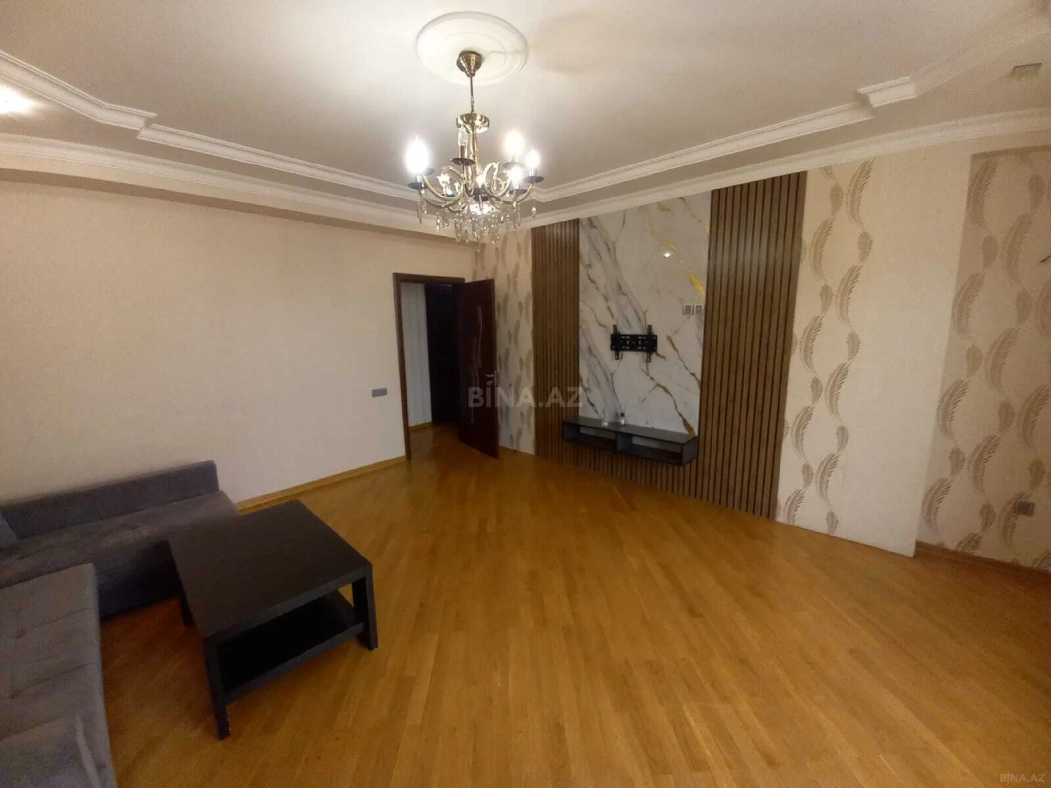 Kirayə verilir 2 otaqlı mənzil 70 m²