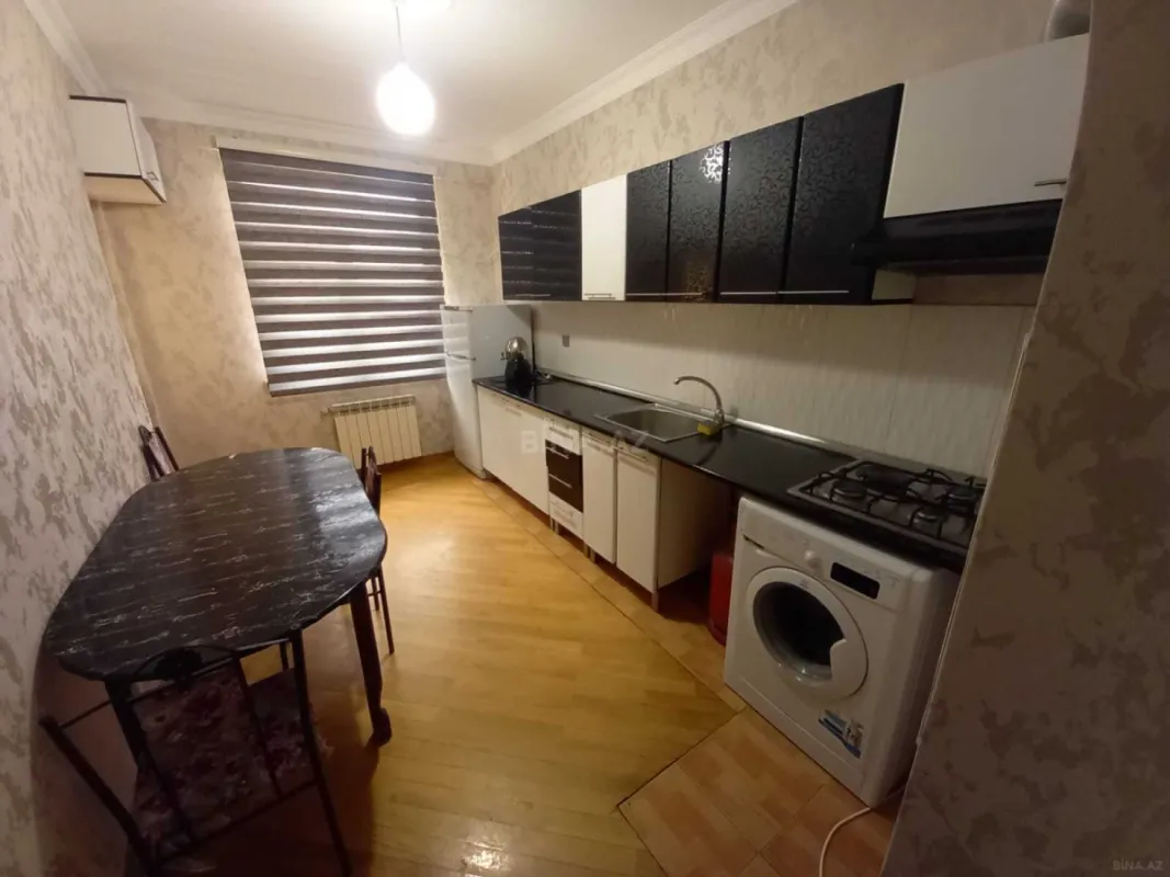 Kirayə verilir 2 otaqlı mənzil 70 m²