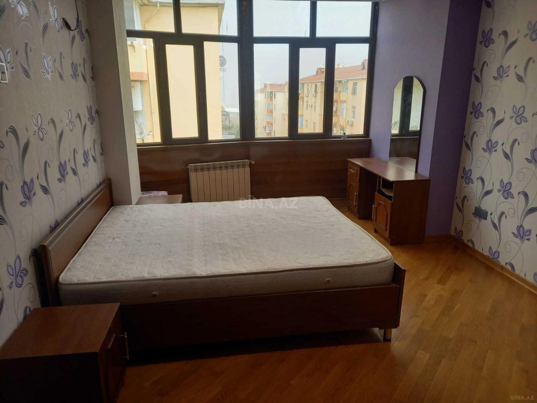 Kirayə verilir 2 otaqlı mənzil 70 m²