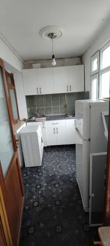 Kirayə verilir 2 otaqlı mənzil 38 m²