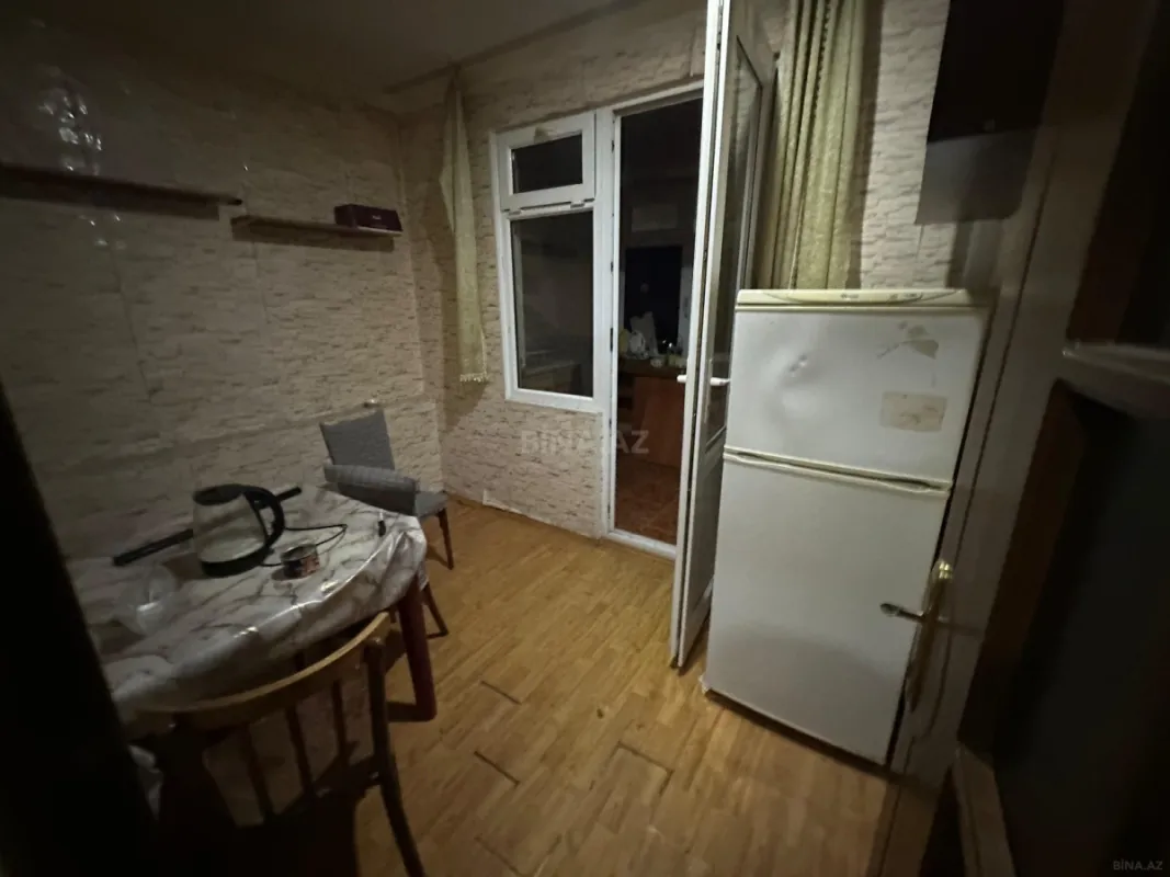 Satılır 2 otaqlı mənzil 65 m²