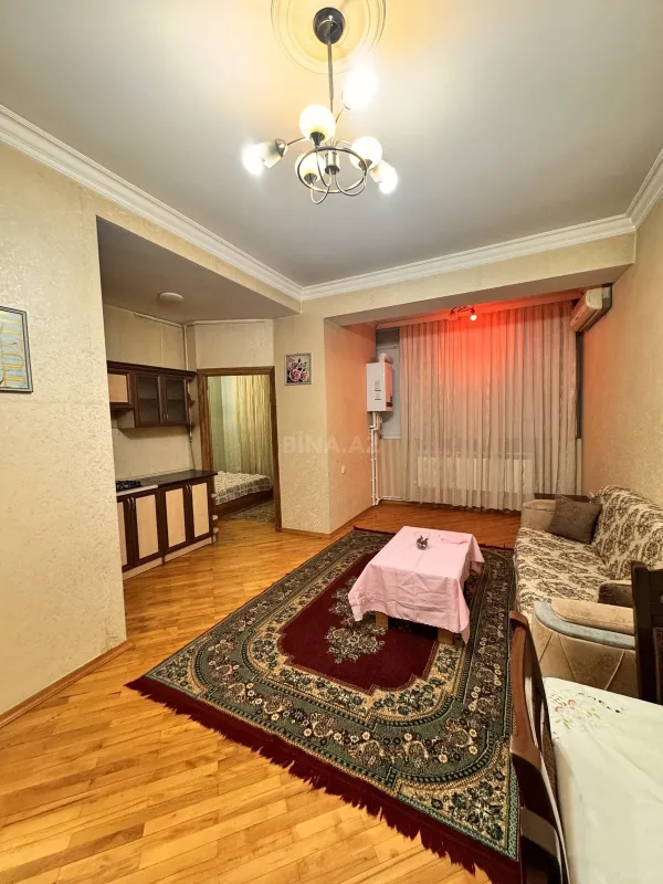 Kirayə verilir 2 otaqlı mənzil 60 m²