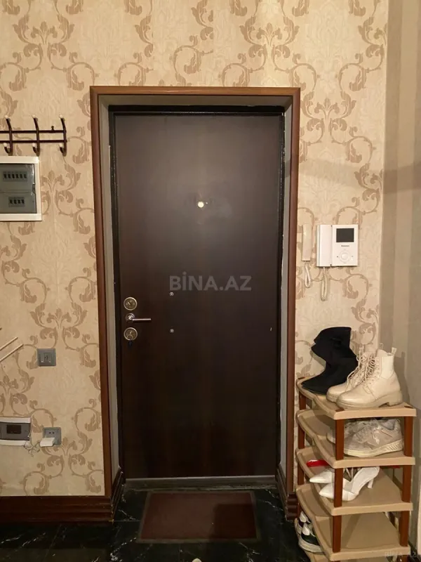 Kirayə verilir 2 otaqlı mənzil 80 m²