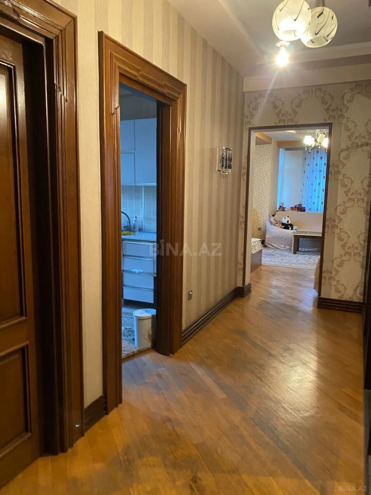 Kirayə verilir 2 otaqlı mənzil 80 m²