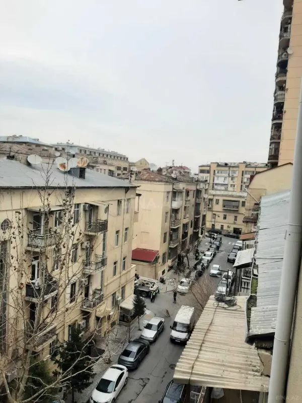 Satılır 2 otaqlı mənzil 50 m²