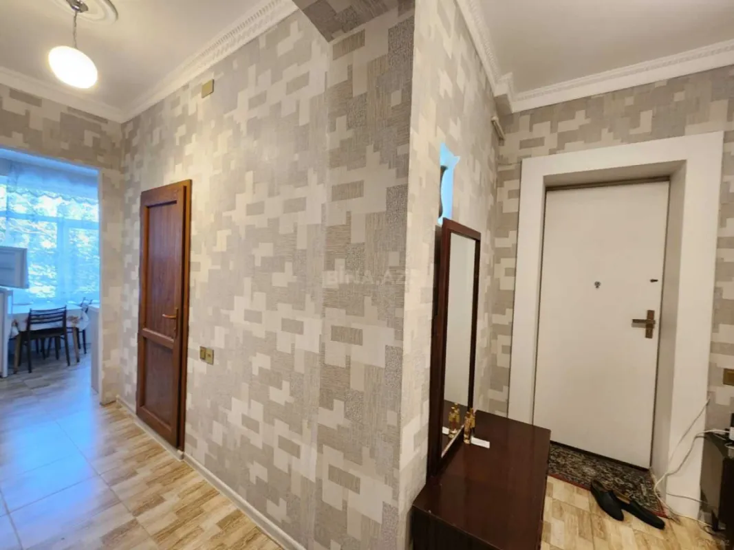 Kirayə verilir 2 otaqlı mənzil 70 m²
