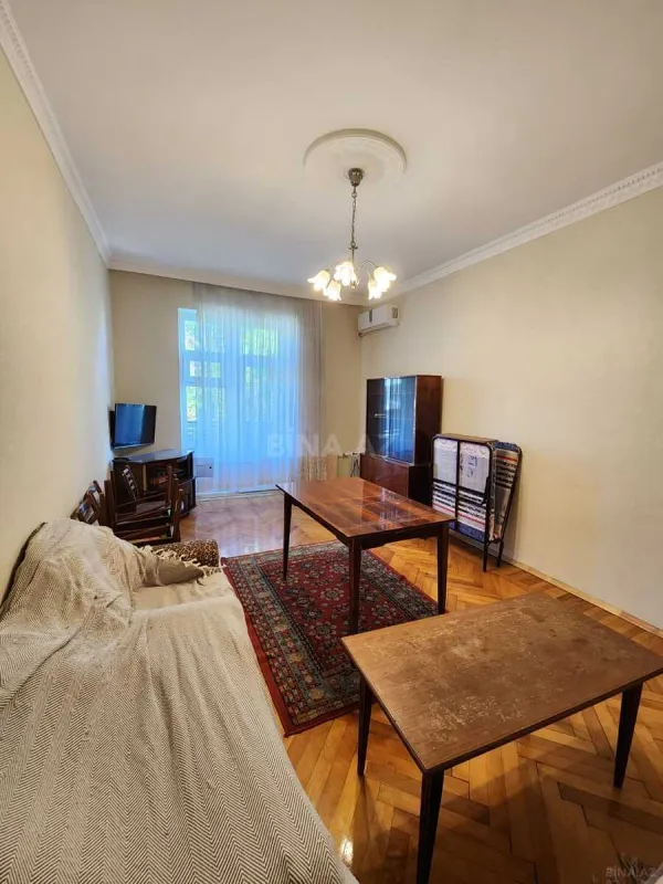 Kirayə verilir 2 otaqlı mənzil 70 m²