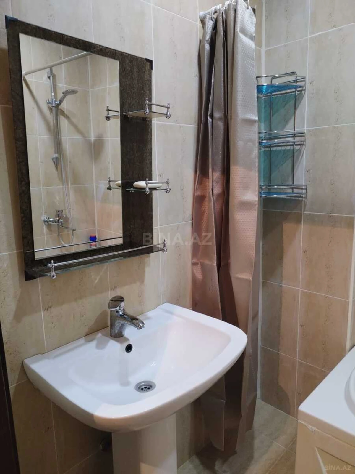 Kirayə verilir 1 otaqlı mənzil 45 m²