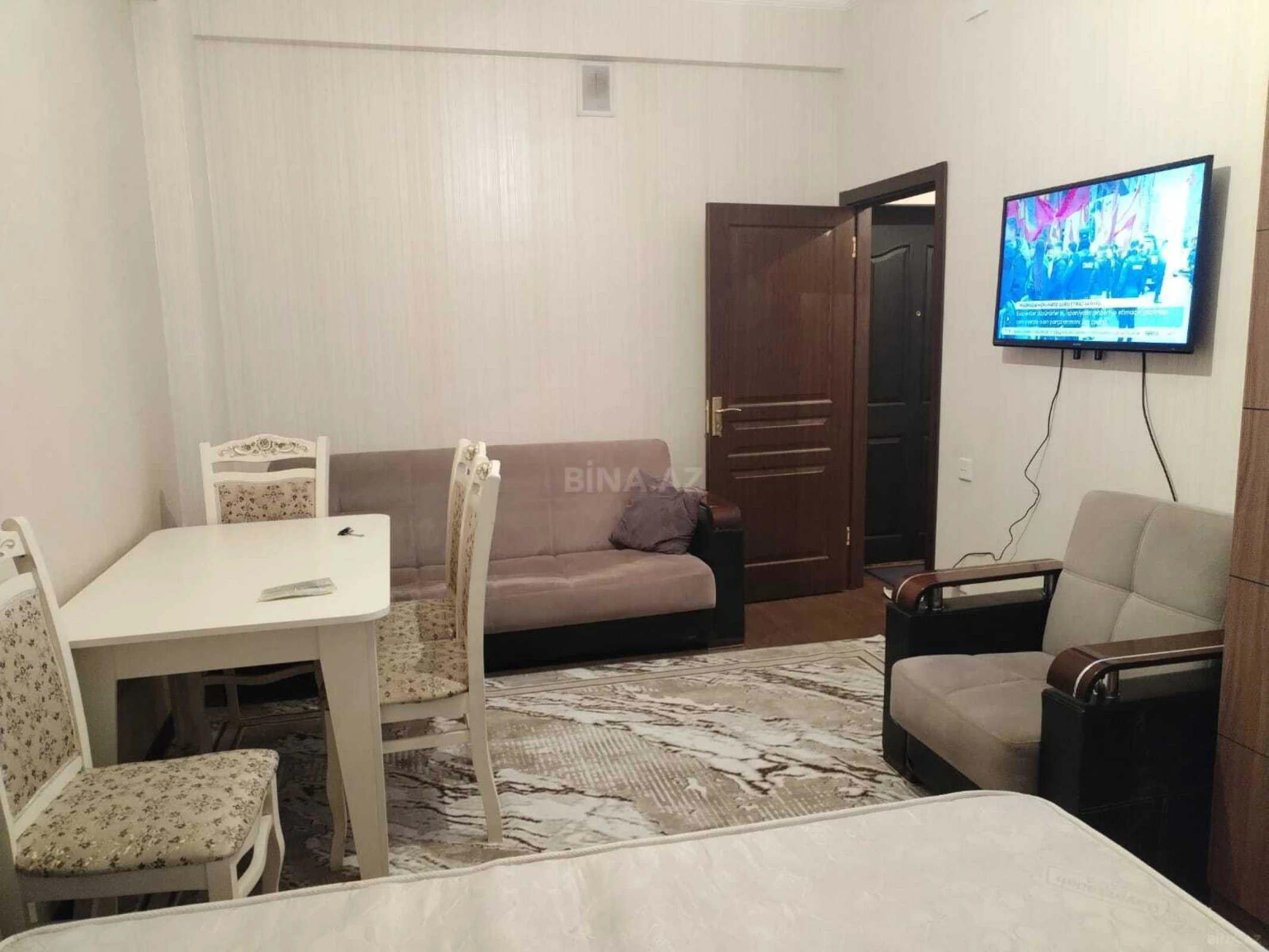 Kirayə verilir 1 otaqlı mənzil 45 m²