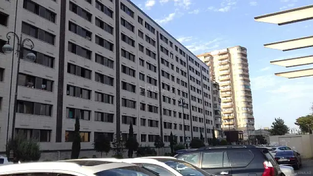 Satılır 3 otaqlı mənzil 85 m²