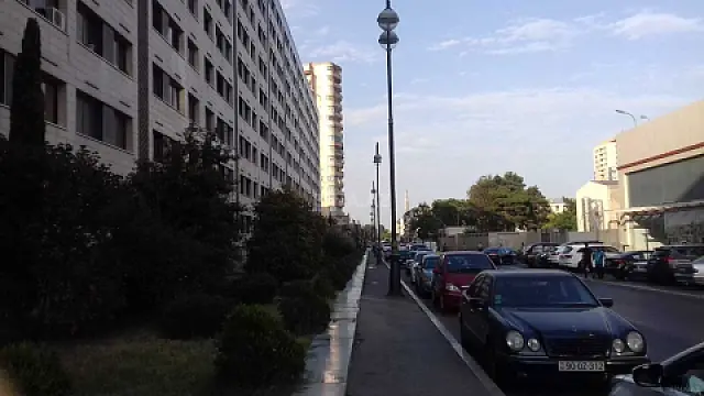 Satılır 3 otaqlı mənzil 85 m² — Bakı, 8-ci mikrorayon 3 otaq 85.00 m²