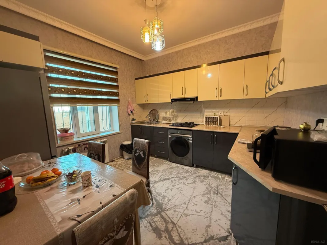 Satılır 4 otaqlı həyət evi 100 m²