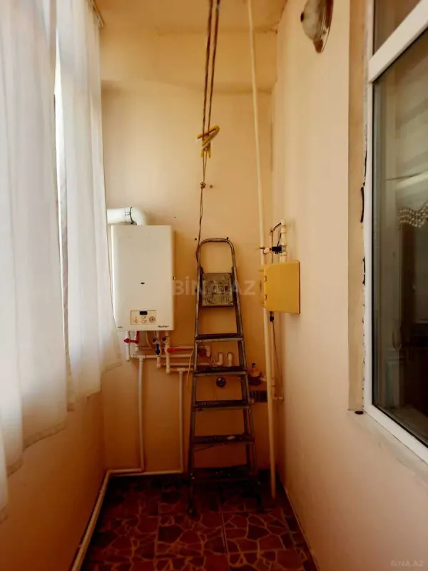 Kirayə verilir 2 otaqlı mənzil 81 m²