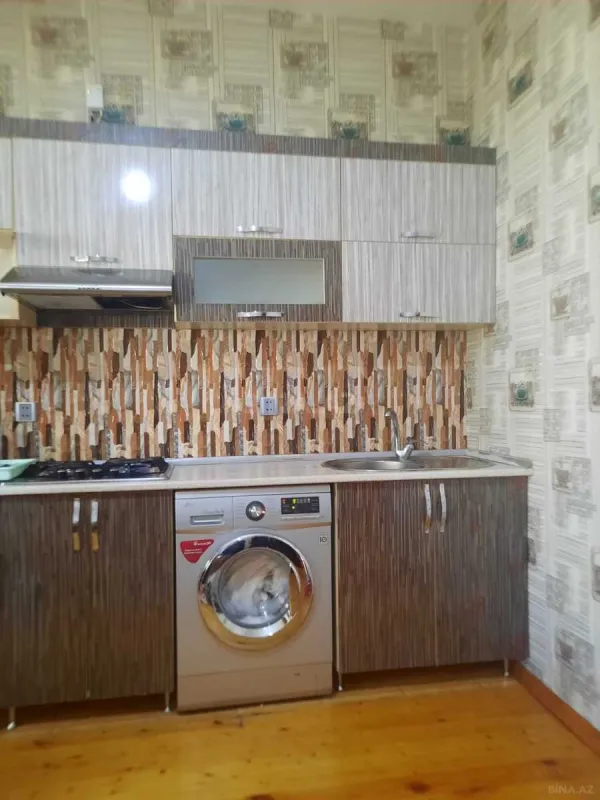 Kirayə verilir 2 otaqlı mənzil 81 m²